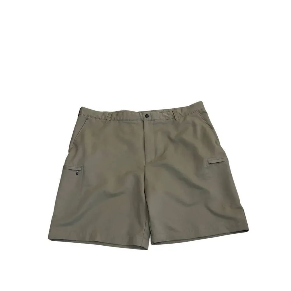 IZOD Men's Flat Front Performance Cargo Golf Shorts Khaki Size 42
